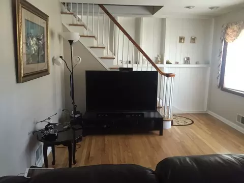 9 Sine Rd, Edison, NJ 08817 photo 3
