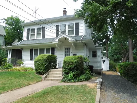 811 Berkeley Ave, Plainfield, NJ 07062 photo 2