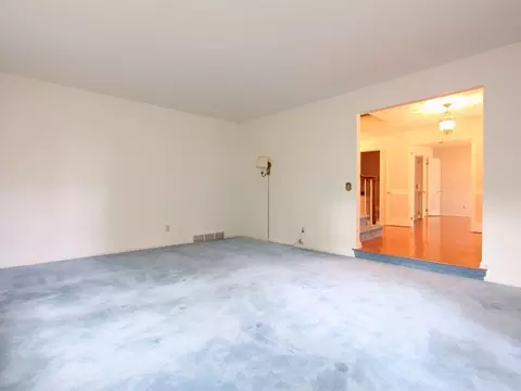 2 Britton Dr, Flemington, NJ 08822 photo 9
