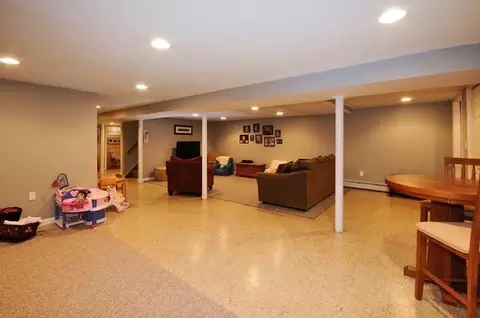80 Rande Dr, Wayne, NJ 07470 photo 12