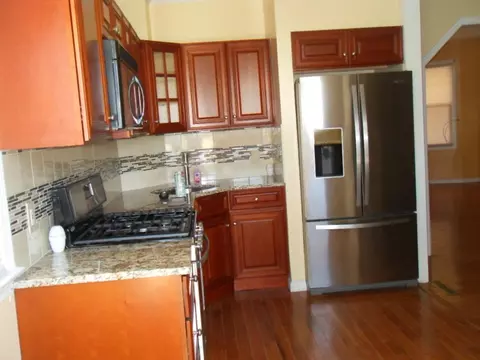 67 Front St, Paterson, NJ 07522 photo 2