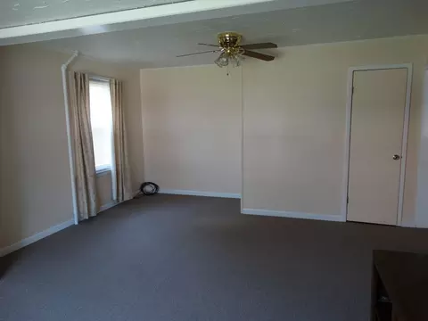 416 Bound Brook Rd, Middlesex, NJ 08846 photo 2