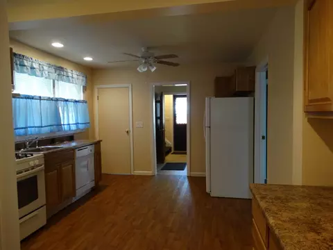 416 Bound Brook Rd, Middlesex, NJ 08846 photo 5