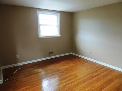 651 Cook Ave, Middlesex, NJ 08846 photo 10