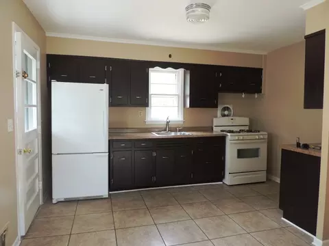 651 Cook Ave, Middlesex, NJ 08846 photo 4