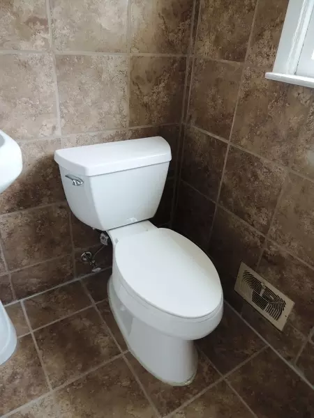 651 Cook Ave, Middlesex, NJ 08846 photo 5
