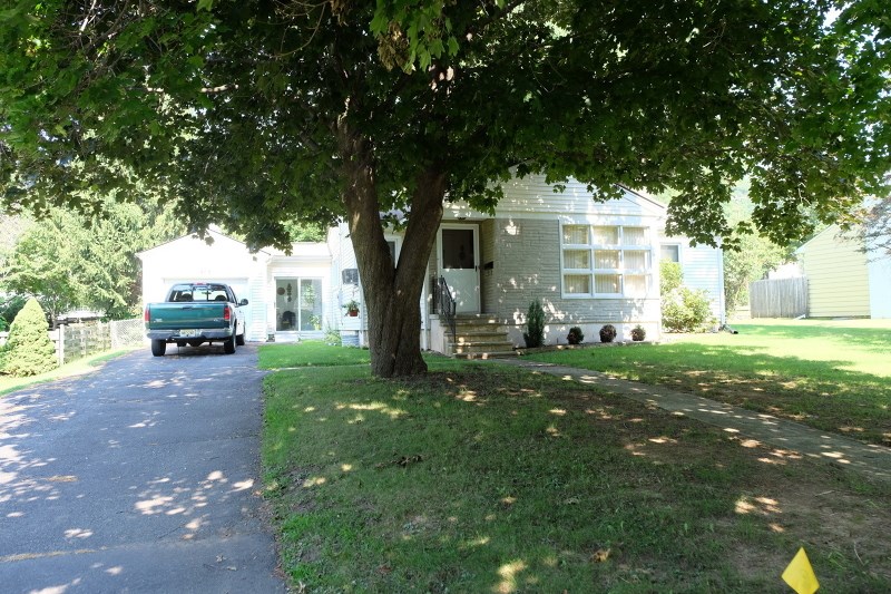 403 E Baldwin St, Hackettstown, NJ 07840 photo 1