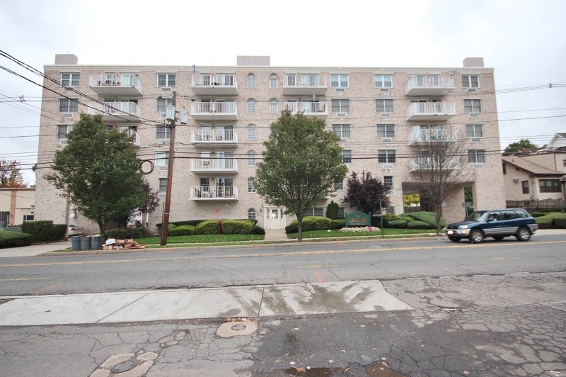 446 Passaic St 5e, Hackensack, NJ 07601 photo 1