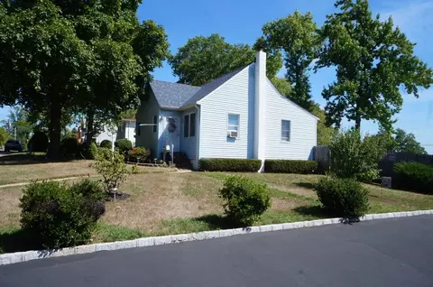 170 Dow Ave, Iselin, NJ 08830 photo 2