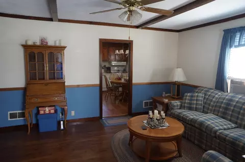 170 Dow Ave, Iselin, NJ 08830 photo 5