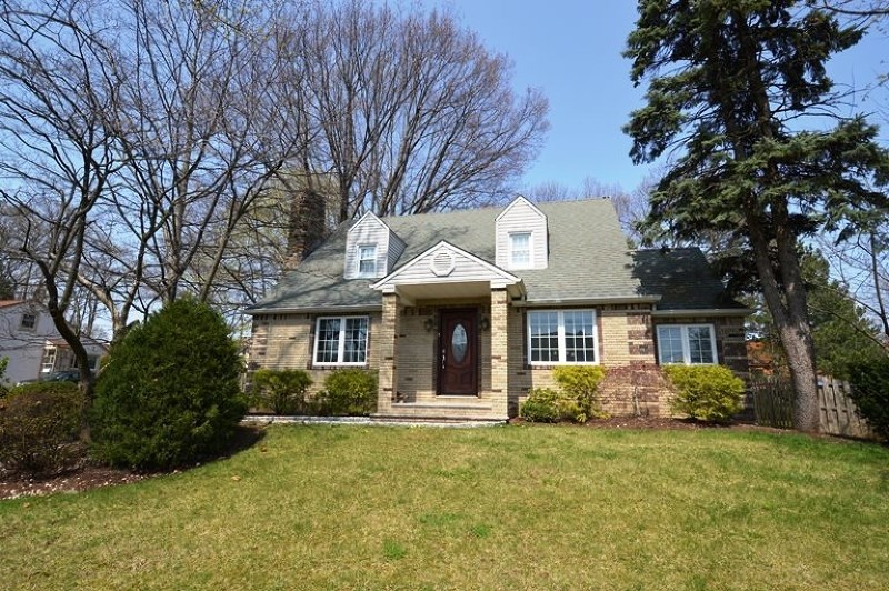 56 Hillside Ave, Springfield, NJ 07081 photo 1
