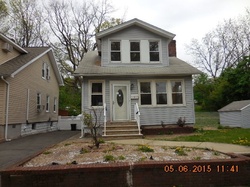 6 Ackerman St, Nutley, NJ 07110 photo 1