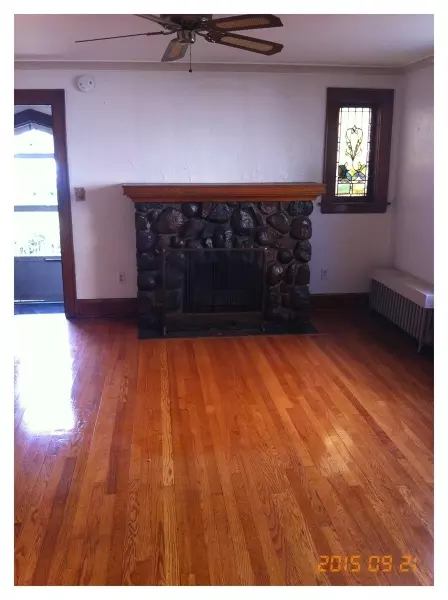 440 E 4th Ave, Roselle, NJ 07203 photo 2