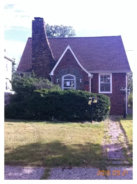 440 E 4th Ave, Roselle, NJ 07203 photo 1