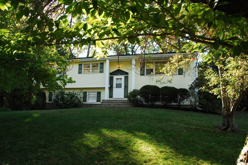 44 Tilghman Dr, Wayne, NJ 07470 photo 1