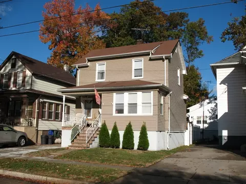 305 E 10th Ave, Roselle, NJ 07203 photo 2
