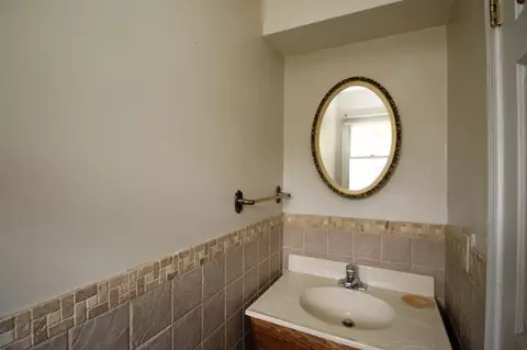 110 E Baldwin St, Hackettstown, NJ 07840 photo 6