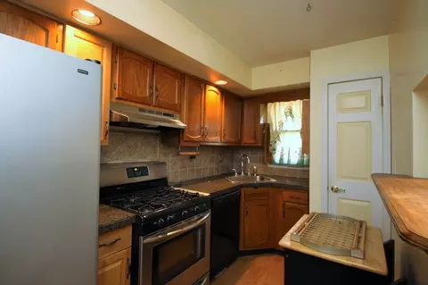 110 E Baldwin St, Hackettstown, NJ 07840 photo 4