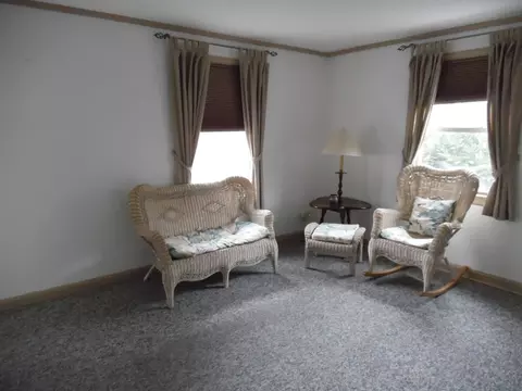 307 Chestnut St, Middlesex, NJ 08846 photo 3