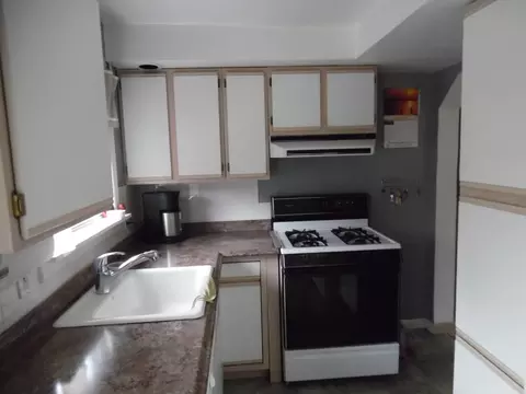 307 Chestnut St, Middlesex, NJ 08846 photo 5