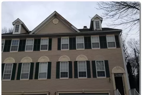 95 Bobolink Ct, Wayne, NJ 07470 photo 1