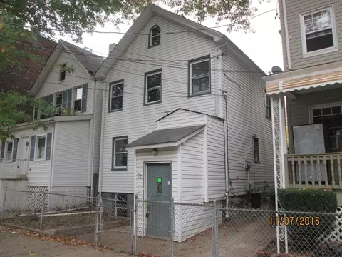 71 3rd St, Passaic, NJ 07055 photo 2