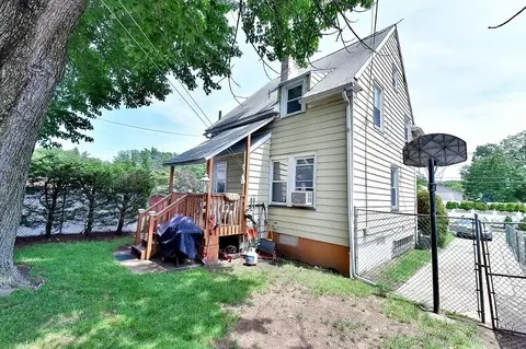 51 Dodd St, Nutley, NJ 07110 photo 2