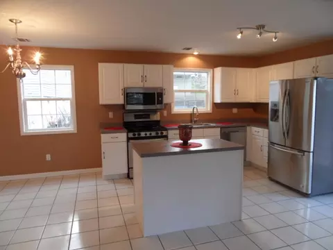 75 Penn Ave, Dover, NJ 07801 photo 4