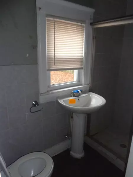 961 W 3rd St, Plainfield, NJ 07060 photo 6