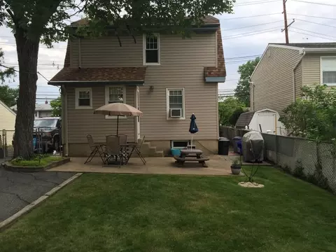 62 Greenbrook Rd, Middlesex, NJ 08846 photo 3