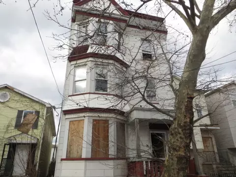 893 Hunterdon St, Newark, NJ 07112 photo 1