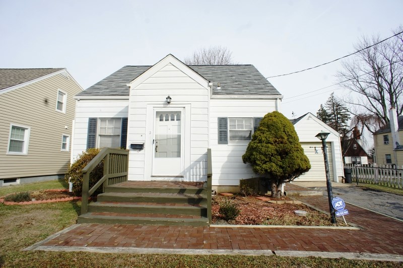 2 Winthrop Pl, Dover, NJ 07801 photo 1