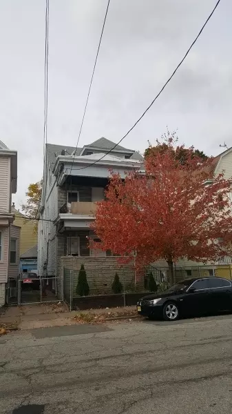 856 E 22nd St, Paterson, NJ 07513 photo 1