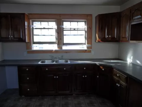 205 E 3rd Ave, Roselle, NJ 07203 photo 8
