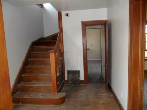 205 E 3rd Ave, Roselle, NJ 07203 photo 5
