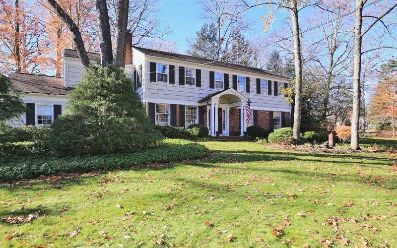 949 Woodmere Dr, Westfield, NJ 07090 MLS 3279595