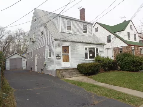 833-35 E 6th St, Plainfield, NJ 07062 photo 2