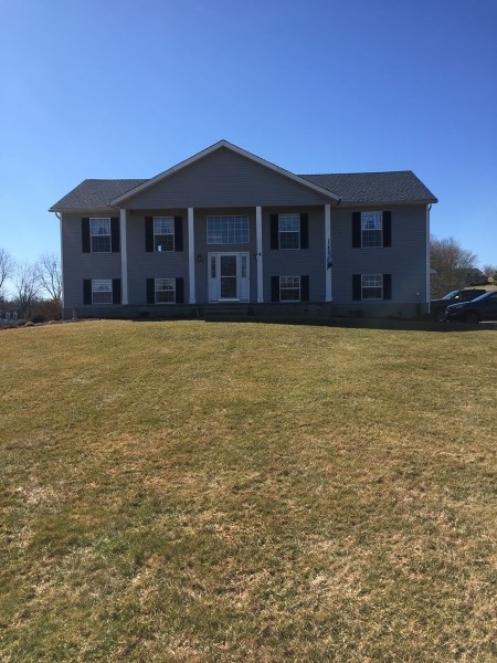4 Dyer Rd, Sussex, NJ 07461 photo 1