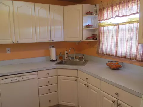 5 Dickens Pl, Haskell, NJ 07420 photo 8