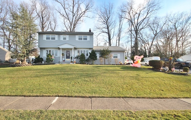 18 Tilghman Dr, Wayne, NJ 07470 photo 1