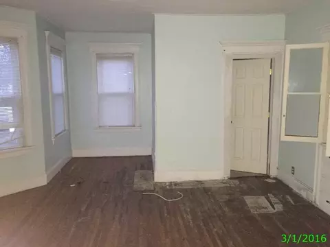 314 E 3rd Ave, Roselle, NJ 07203 photo 5
