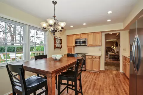 32 Sheryl Dr, Edison, NJ 08820 photo 3