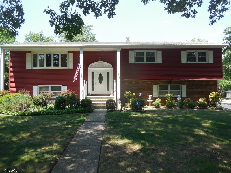 60 Herfort Rd, Wayne, NJ 07470 photo 1