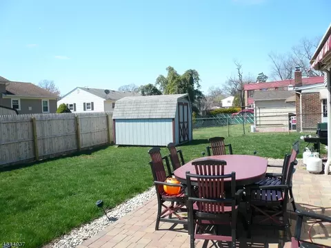 112 Lorraine Ave, Middlesex, NJ 08846 photo 2