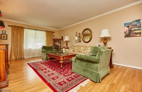 25 Joyce Dr, Succasunna, NJ 07876 photo 10
