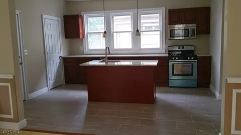 64 Hillside Ave, Hillside, NJ 07205 photo 5