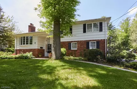 14 Timber Dr, Berkeley Heights, NJ 07922 photo 2