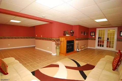 12 Saxton Dr, Hackettstown, NJ 07840 photo 21