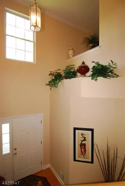 12 Saxton Dr, Hackettstown, NJ 07840 photo 3