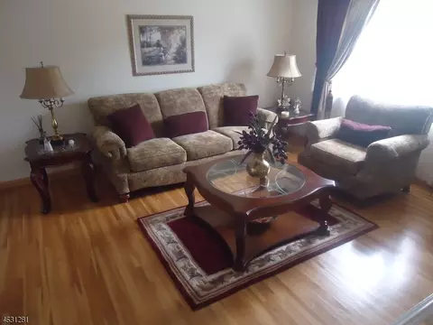 12 Dunlap Pl, Middlesex, NJ 08846 photo 5